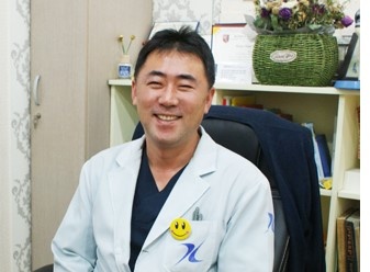 원장님 최종.jpg